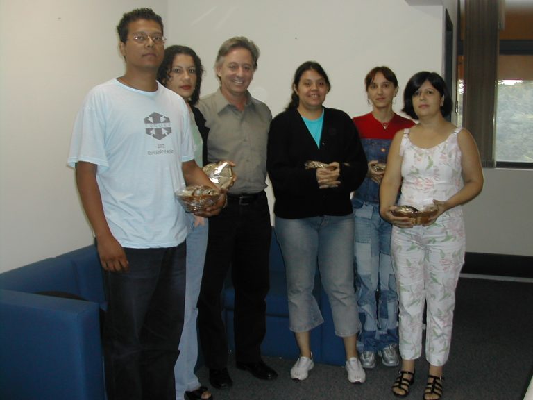 Café com Prosa 14/04/2004 - Participantes: Prof. José Nagib Cobrim Árabe, Andrea, Clea Menezes, Gerson, Ivana, Sueli